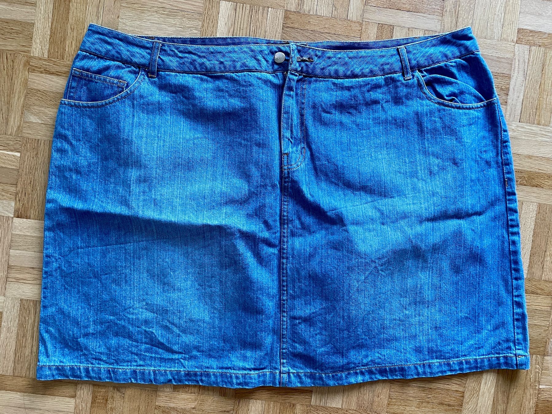 Gonne: Jeans Rock, Grösse 52, top Zustand – Usato da Gümligen venduto da soleil149