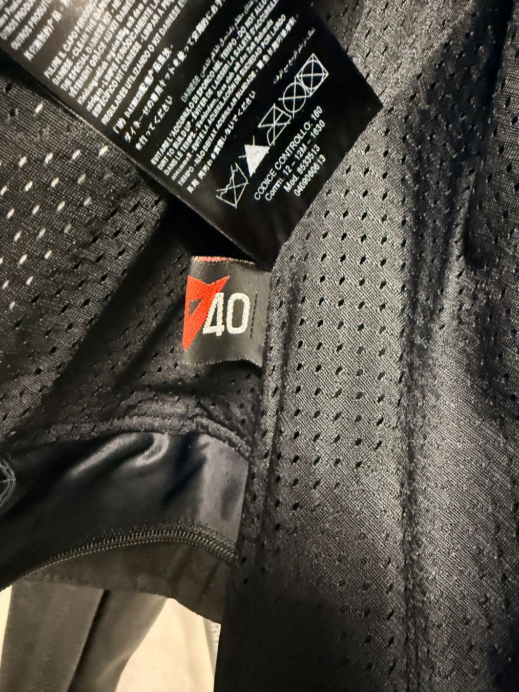 Ducati Giacche: Ducati Motorradjacke It Gr 40 (XS) – Usato da Uster venduto da Figarosmeow 3
