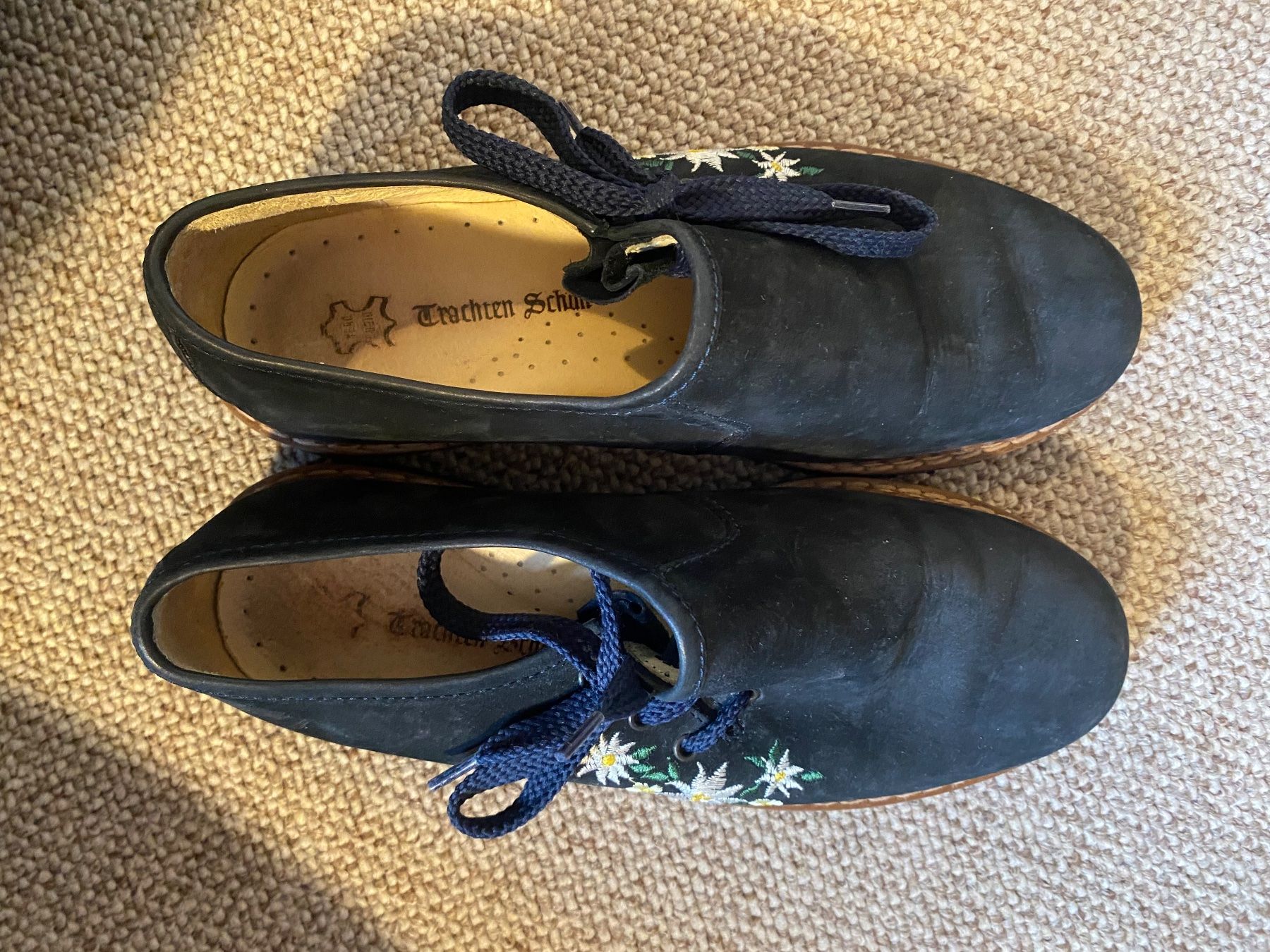 Scarpe da donna: Trachtenschuh Dame – Usato da Gossau SG venduto da lar_2tvj