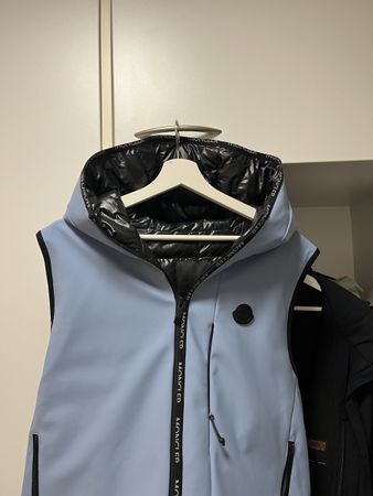Moncler Weste Babyblau/schwarz