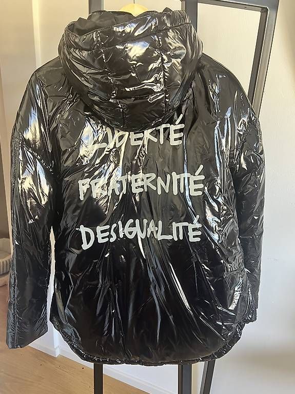 Giacche: Desigual Pufferjacke  glänzend,neuwertig M – Usato da Burgdorf venduto da lea_99hp 1