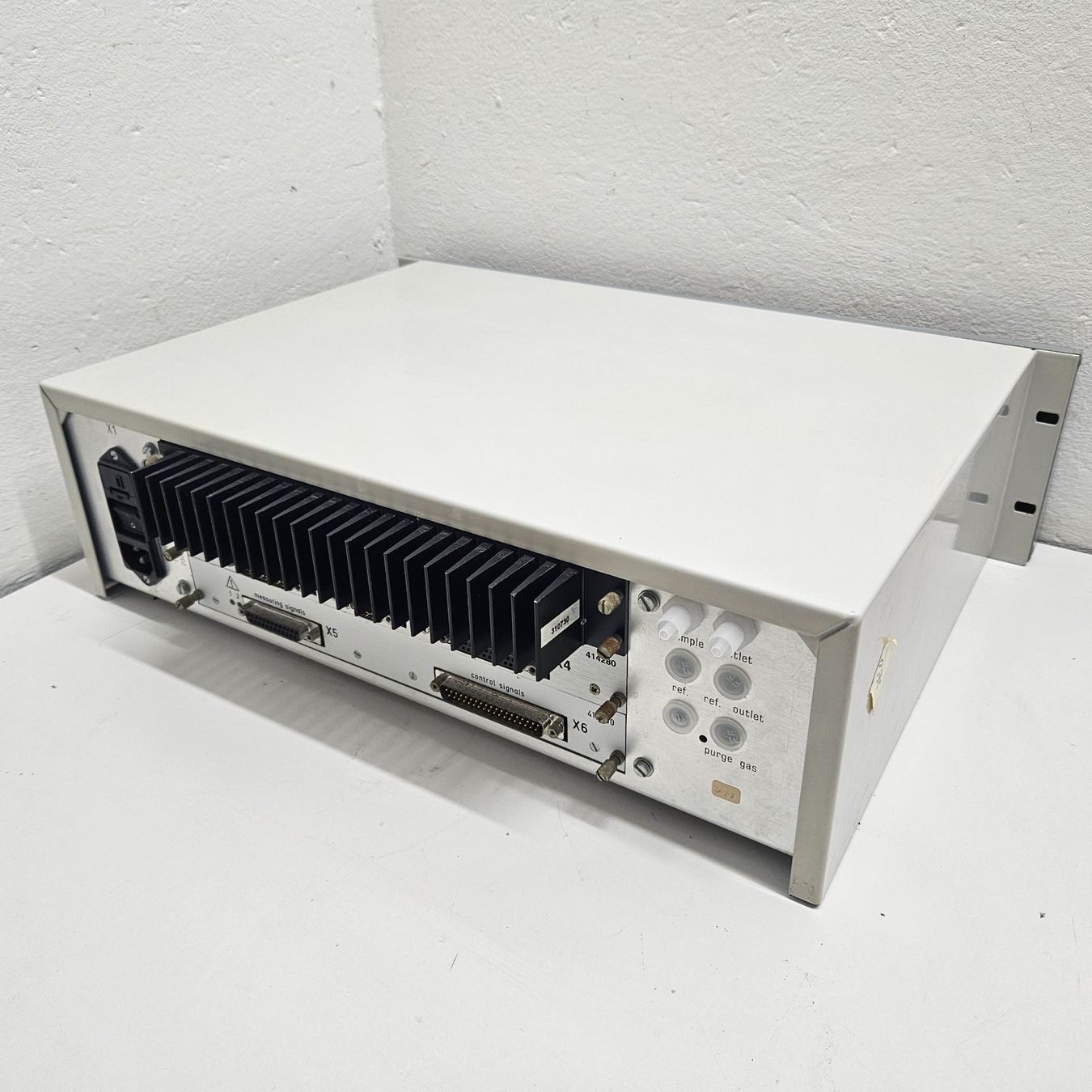 Accessori da laboratorio: Maihak OXOR 610 Abgas / CO2 Messgerät – Usato da Niederdorf venduto da LeptonAG_Labor 3