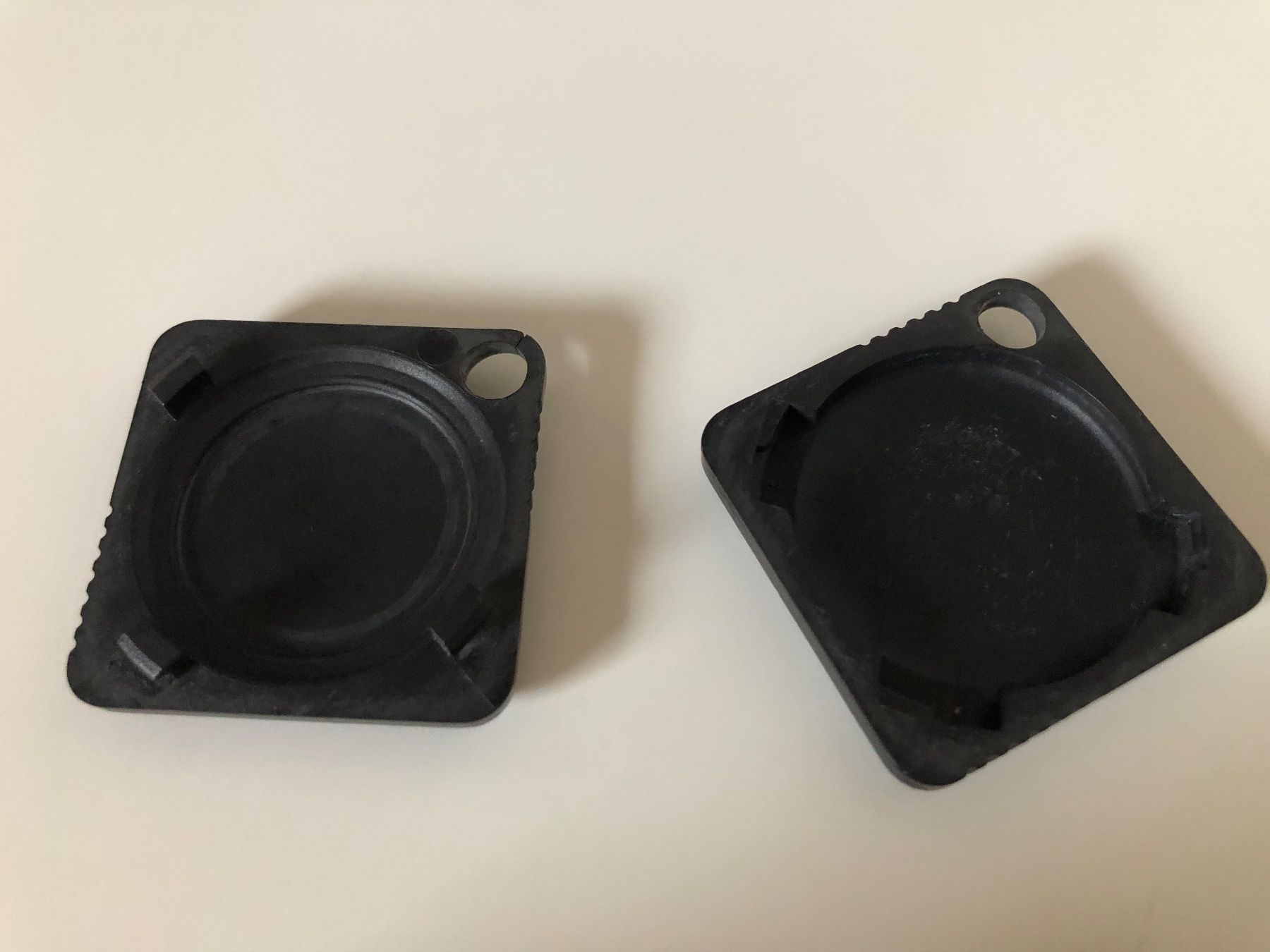 Schlüsselanhänger & - bänder: LAUT Porte-clé de protection pour Apple iTAG – Gebraucht aus St-Aubin FR von Tiweety 3