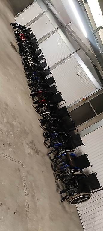 Sedie a rotelle: chaise fauteuil roulant – Usato da nyon venduto da mka_bn7r