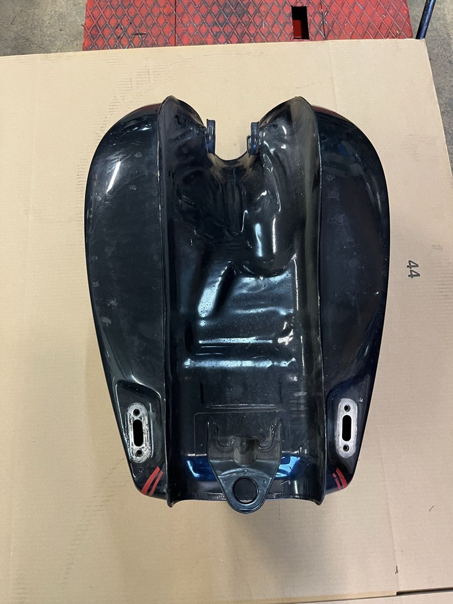 Yamaha Tutti i ricambio per moto: Benzintank Yamaha XS 750 – Usato da niederlenz venduto da Duc6 4