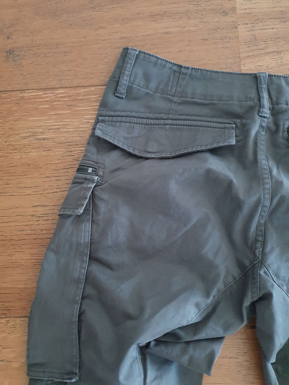 G-Star Pantaloni: G Star Cargo Pants – Usato da Thun+ venduto da Qurtulus 4
