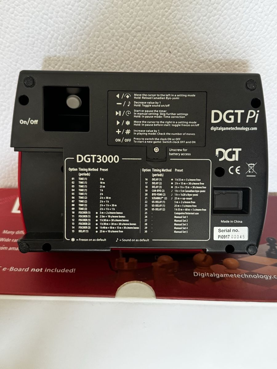 DGT Giochi: DGT Pi Schachcomputer für DGT e-Boards - NEUWERTIG  – Nuovo (secondo la descrizione) da Zürich venduto da Nobs1 4