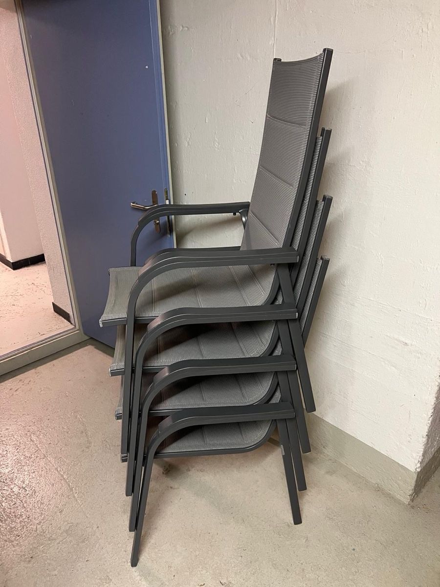 Chaises: Gartenstuhl Aluminium Stoff 4er Set – D'occasion à Küsnacht ZH par max_r2ns