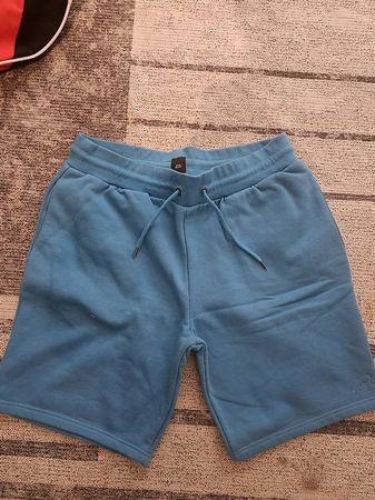 Kurze Hose