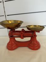 Balance ancienne en fonte rouge Made in England 