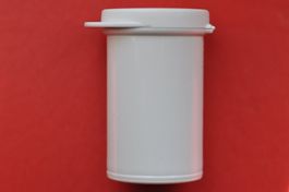 dös-chen mit klappverschluss / diverses