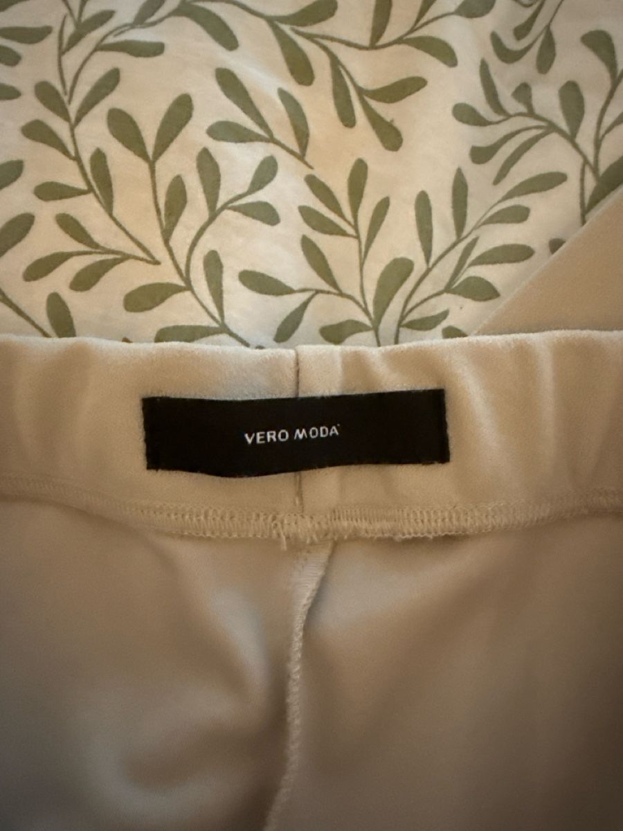 Pantaloni: Vero Moda Hose, beige, Grösse S/36 – Usato da Bern venduto da fab_tx65 1