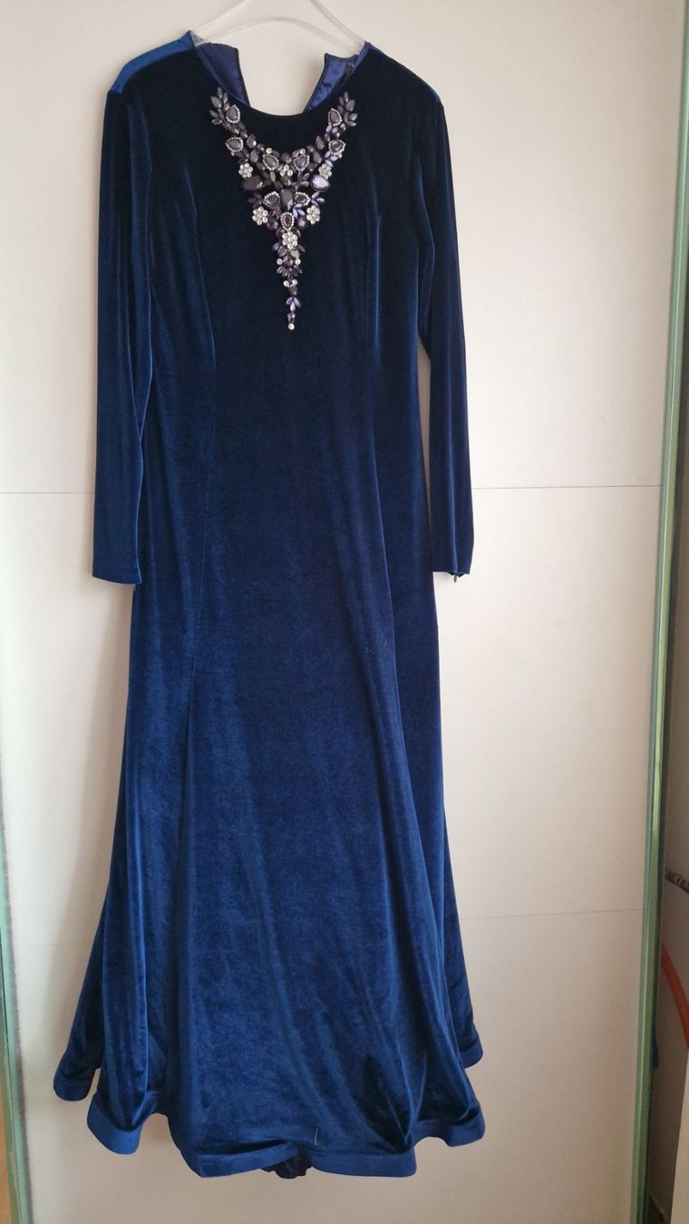 Vestiti: Abendkleid in Samt, dunkelblau, neu – Nuovo e nell'imballaggio originale da Wettingen venduto da smilee1