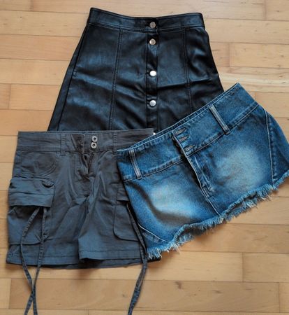 Lot de 3 jupes d'été stylées - Jamais porté