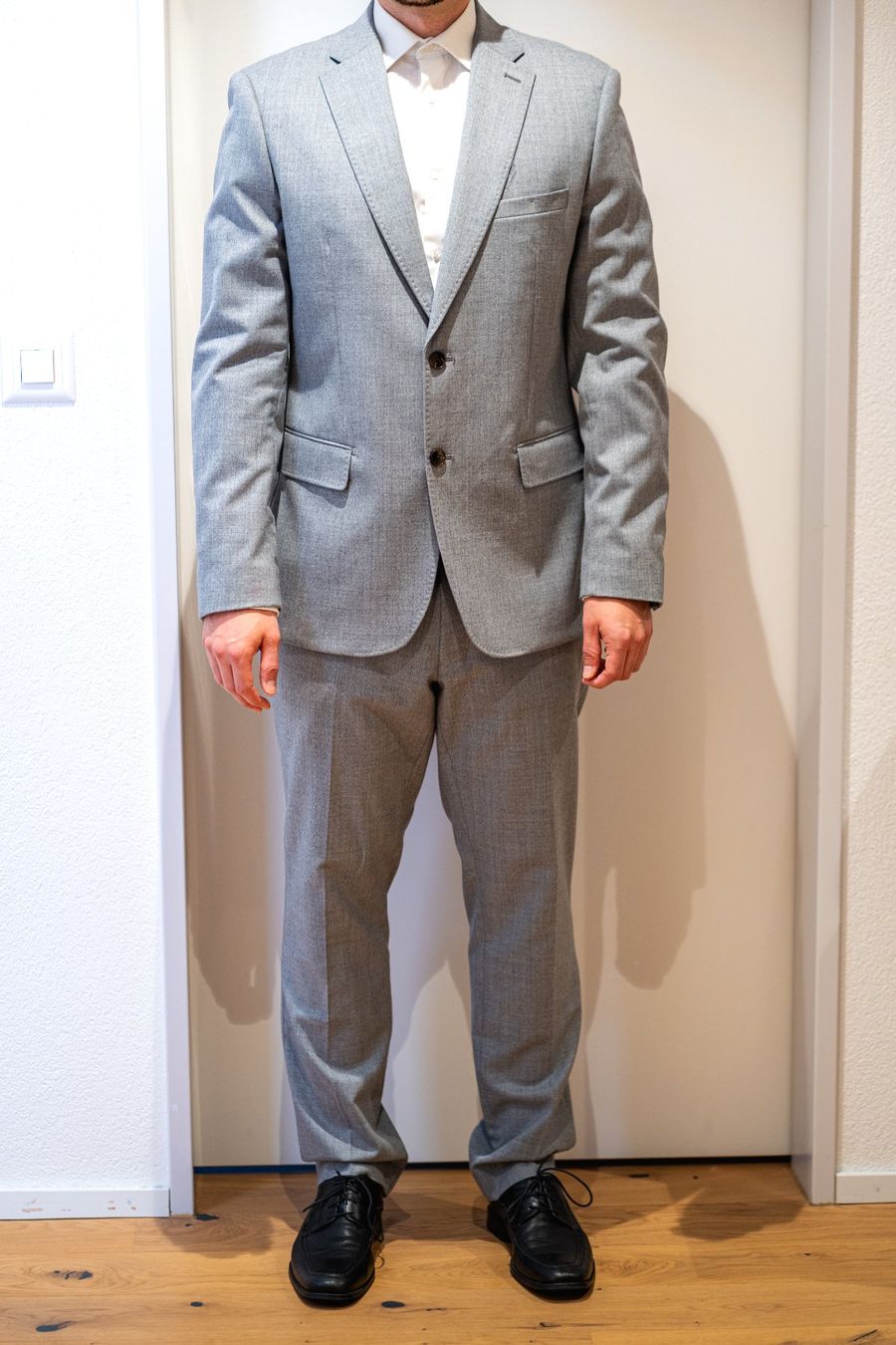 We Anzüge: Anzug Hellgrau "Luxury Wool Blend"  (Sakko + Hose) – Gebraucht aus Rickenbach b. Wil von mfrei103