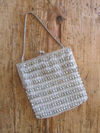 Vintage-Clutch mit Perlen, Handtasche