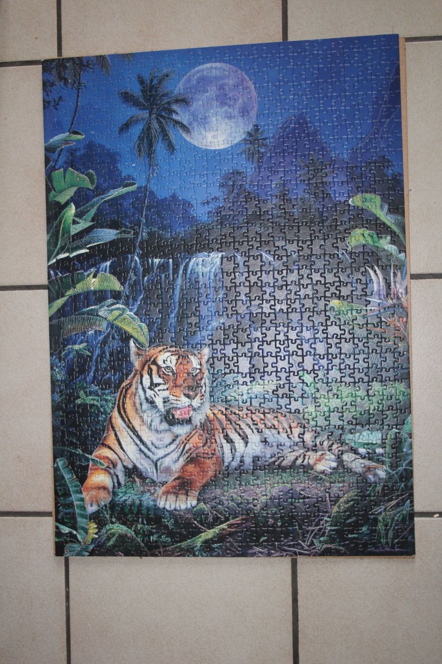 Puzzle: Tiger Puzzle (geklebt) – Usato da Grenchen venduto da juebo