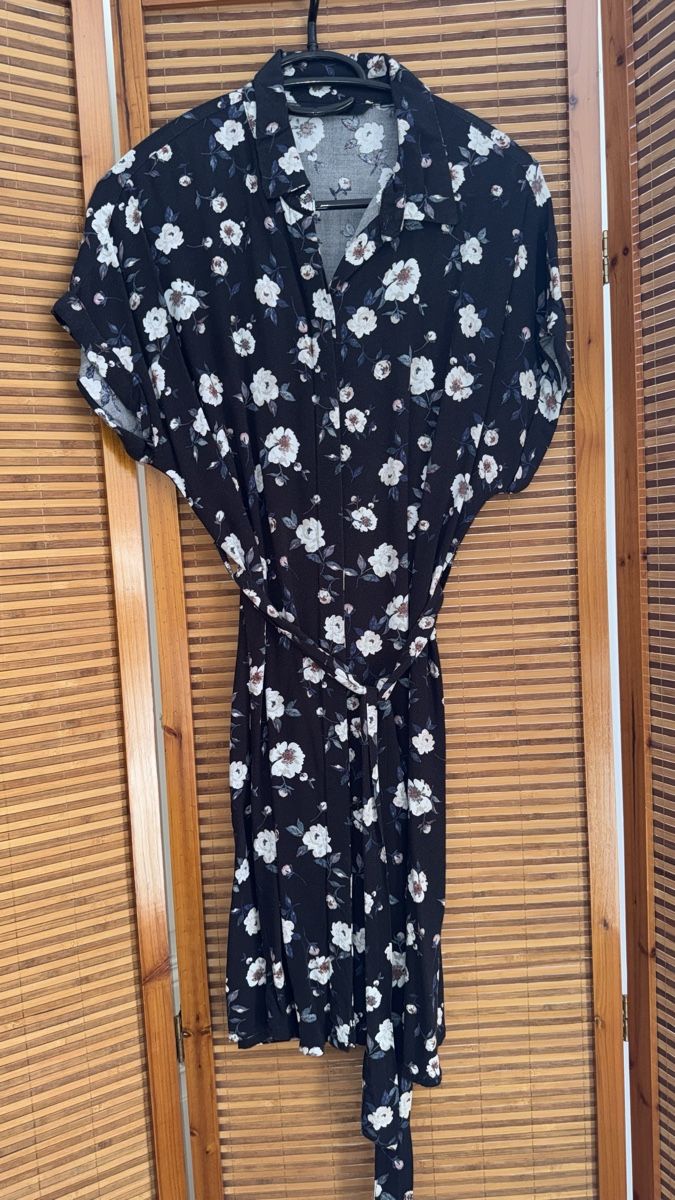 Vero Moda Vestiti: Hübsches Kleid, M, vero moda – Usato da Gümligen venduto da morticiaaddams