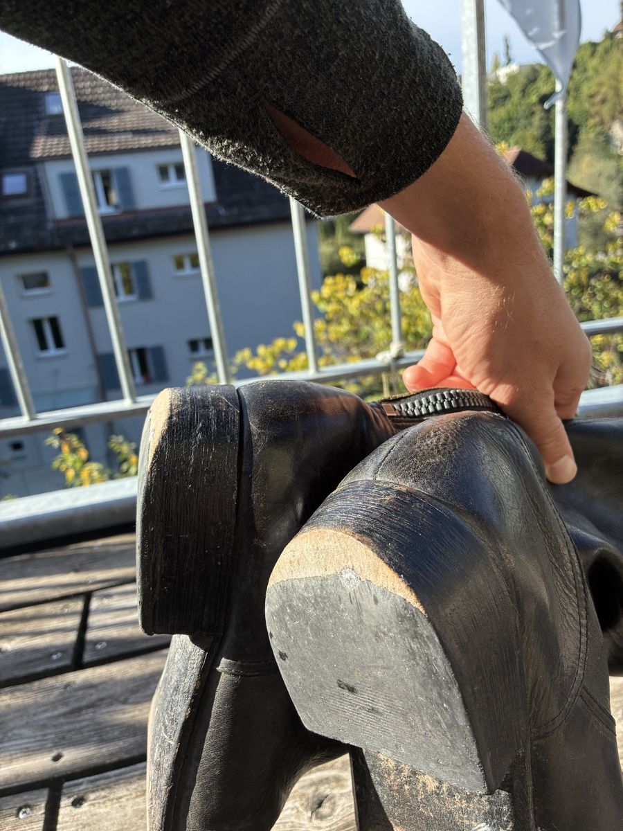 Scarpe da uomo: ATTACHMENT by Kazuyuki Kumagai 00s leather boots  – Usato da Bern venduto da oli_w5zx 4
