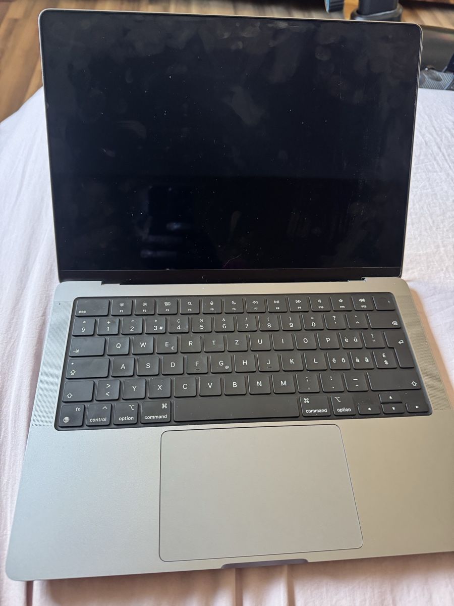 Apple Notebook: Apple MacBook Pro A2442 gris sidéral – Difettoso da Biel/Bienne venduto da Baol1