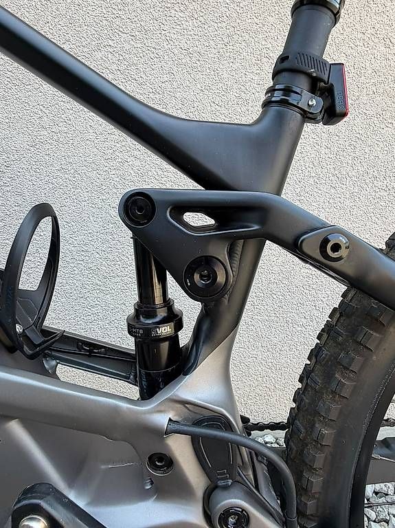 Orbea Biciclette: Vélo électrique Orbea Wild – Usato da Charmey (Gruyère) venduto da Bastet16 2