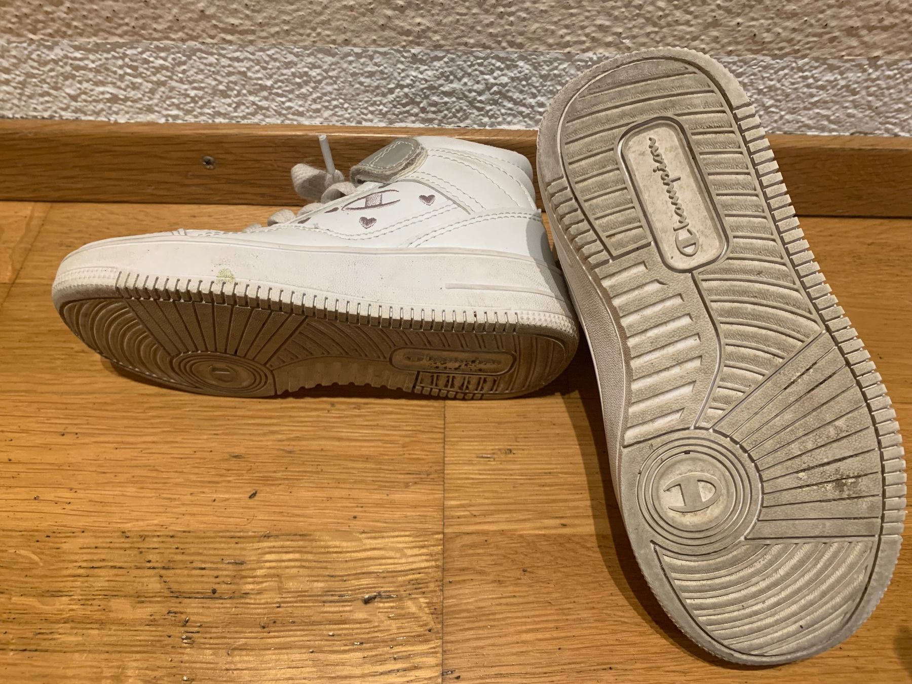 Champion Chaussures filles: Kinder Mädchen Schuhe Champion Gr.29 – D'occasion à Bülach par engeli92 2