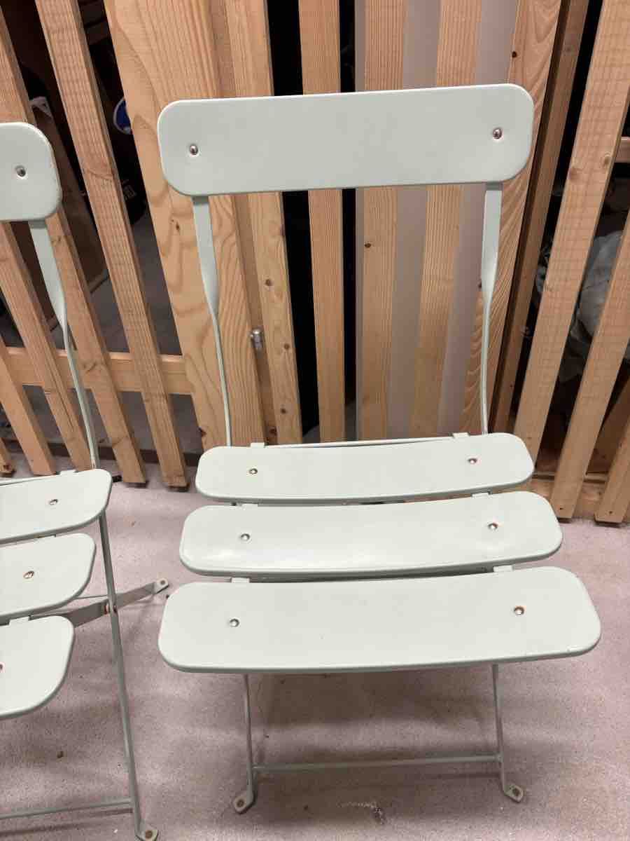 Tischset: Gartentisch mit Stühlen Metall – Gebraucht aus Zürich von aanoukk 3