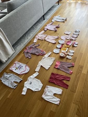 Baby Kleider Paket, Gr. 50, Top Zustand!