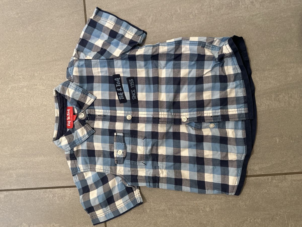 Camicie, T-shirt & Polo: Kurzarm Hemd Gr. 104 – Usato da Pratteln venduto da Nala78