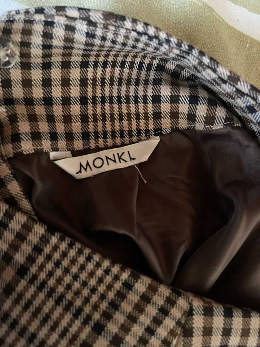 Gonne: Monki Minirock – Usato da Arni AG venduto da belfidi 1