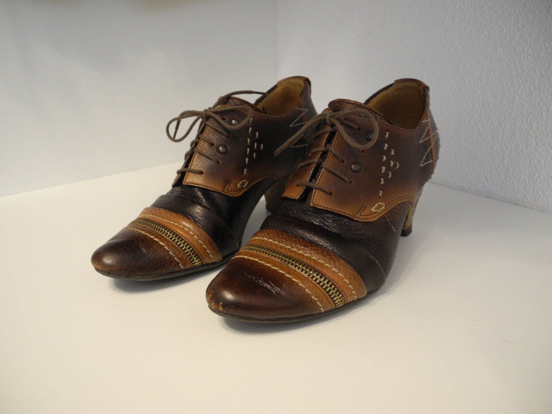 Scarpe da donna: Maciejka Glattleder Hochfrontpumps Gr.37 – Nuovo (secondo la descrizione) da Schlossrued venduto da Hier_und_Jetzt 1