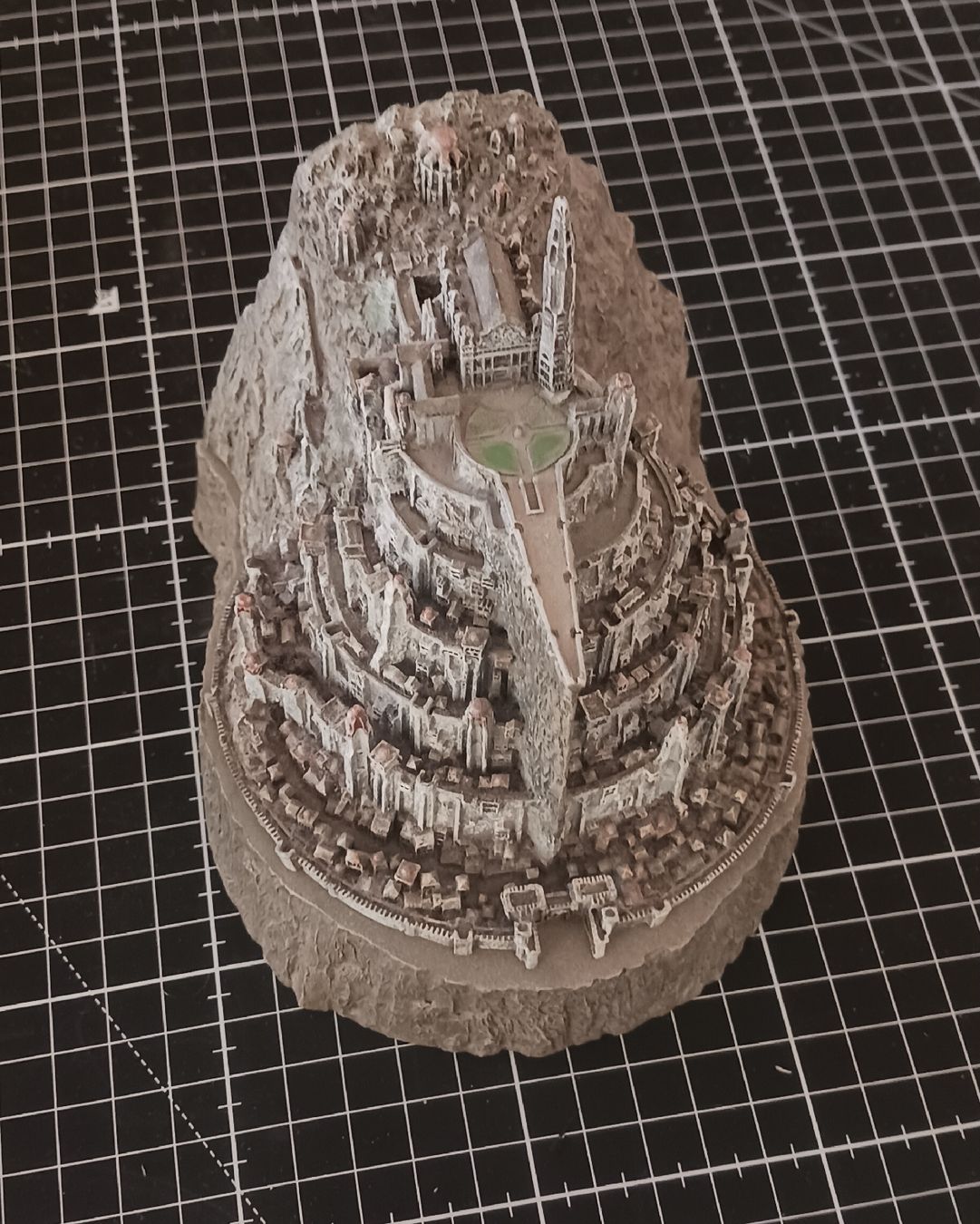 Statuette: Minas Tirith DVD Collectible Herr der Ringe Sideshow – Usato da Mettmenstetten venduto da jbo_kxx7