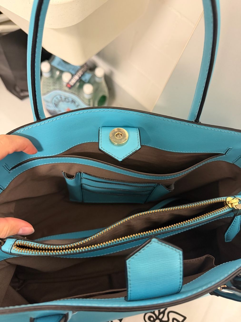 Taschen für Damen: Handtasche Leder blau LK Bennet – Neu (gemäss Beschreibung) aus Herrliberg von jun_rl8h 2