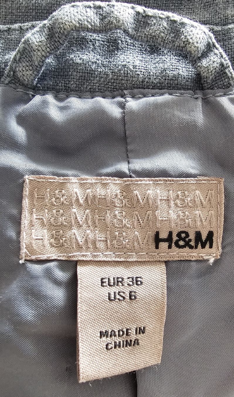 H&M Giacche: Kurzer Leinen Blazer H&M Grau Grösse 36  – Usato da Basel venduto da Allerlei-Basel 2