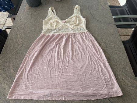Triumph Nachthemd mit Spitze