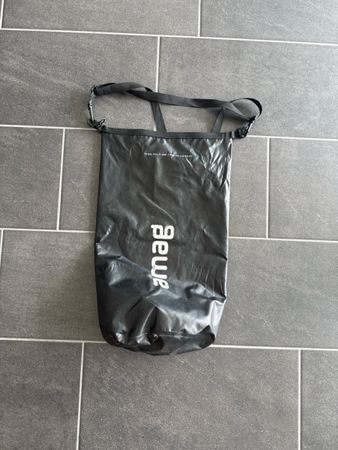 Wasserdichter Packsack 20L schwarz guter Zustand