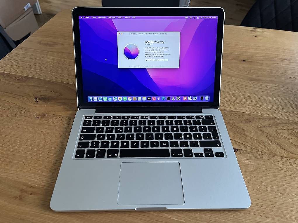 Notebook: MacBook Pro 2015 A1502 Silber – Usato da Emmenbrücke venduto da gel_n5rj