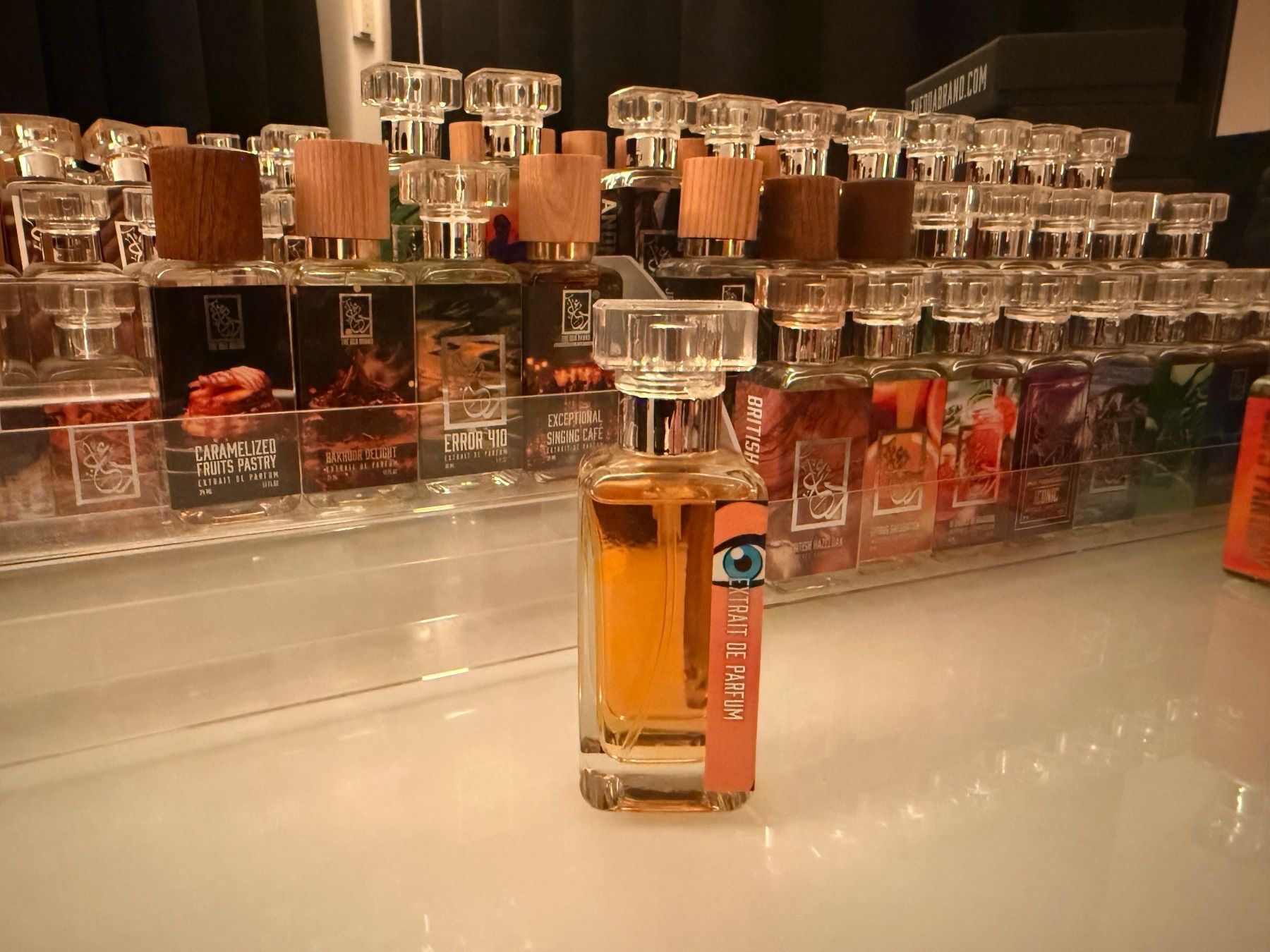 Profumi & Eau de Toilette: DUA Brand - 100 Whispers – Usato da Bern venduto da Symsonic