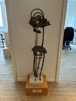 Skulptur "Wolkenstuhl" von Flora B. Laborcz, Budapest 1996