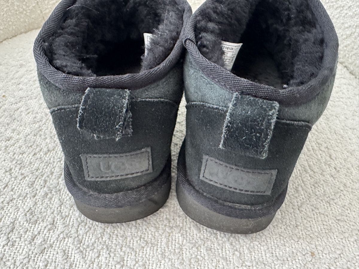 Scarpe da donna: UGG Boots 39 mini – Usato da Zürich venduto da cla_72hf