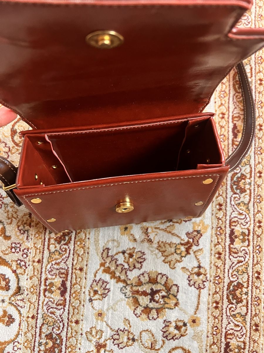Borse da donna: Crossbody Bag / Handtasche  – Usato da Unterseen venduto da Lulu_800 2