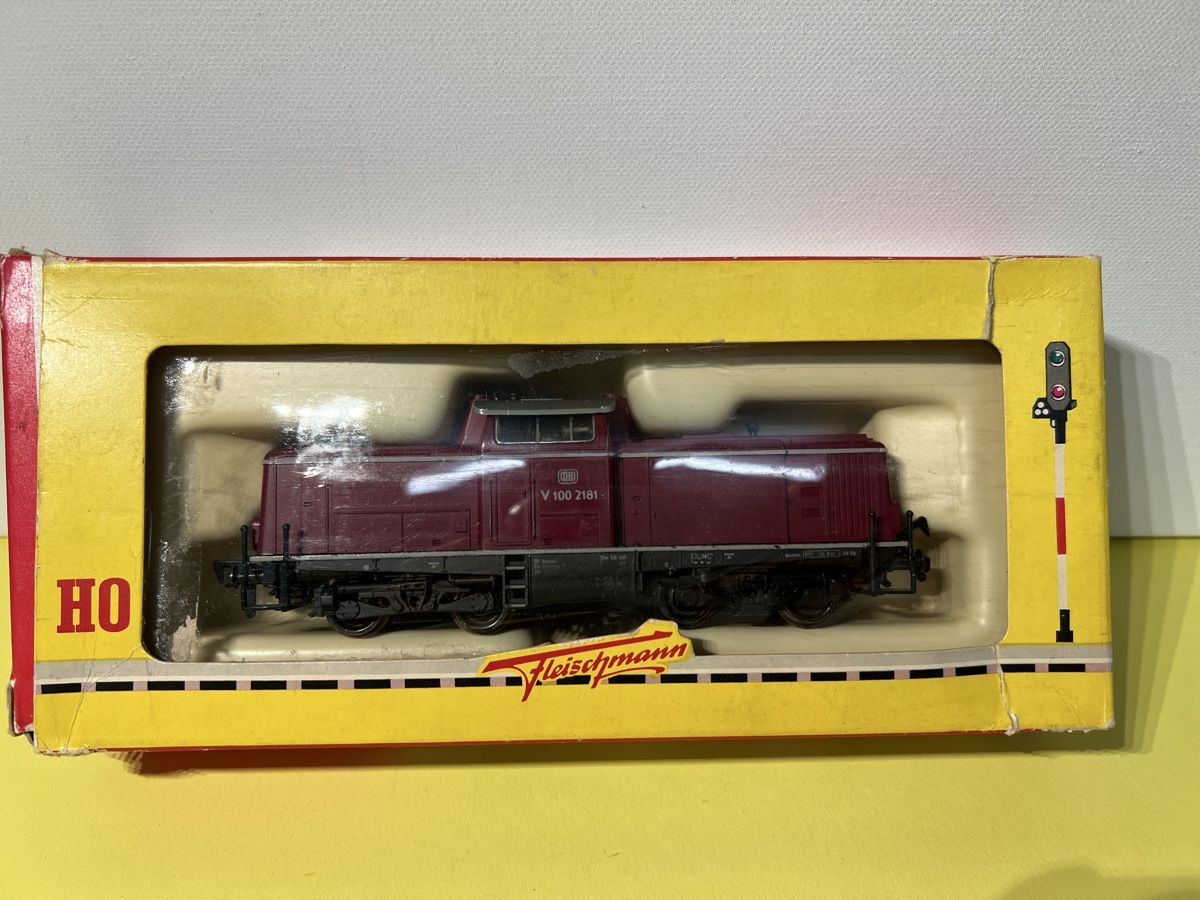 Fleischmann Modelleisenbahnen: Fleischmann V100 in HO – Gebraucht aus Weinfelden von Kammerflimmern 1
