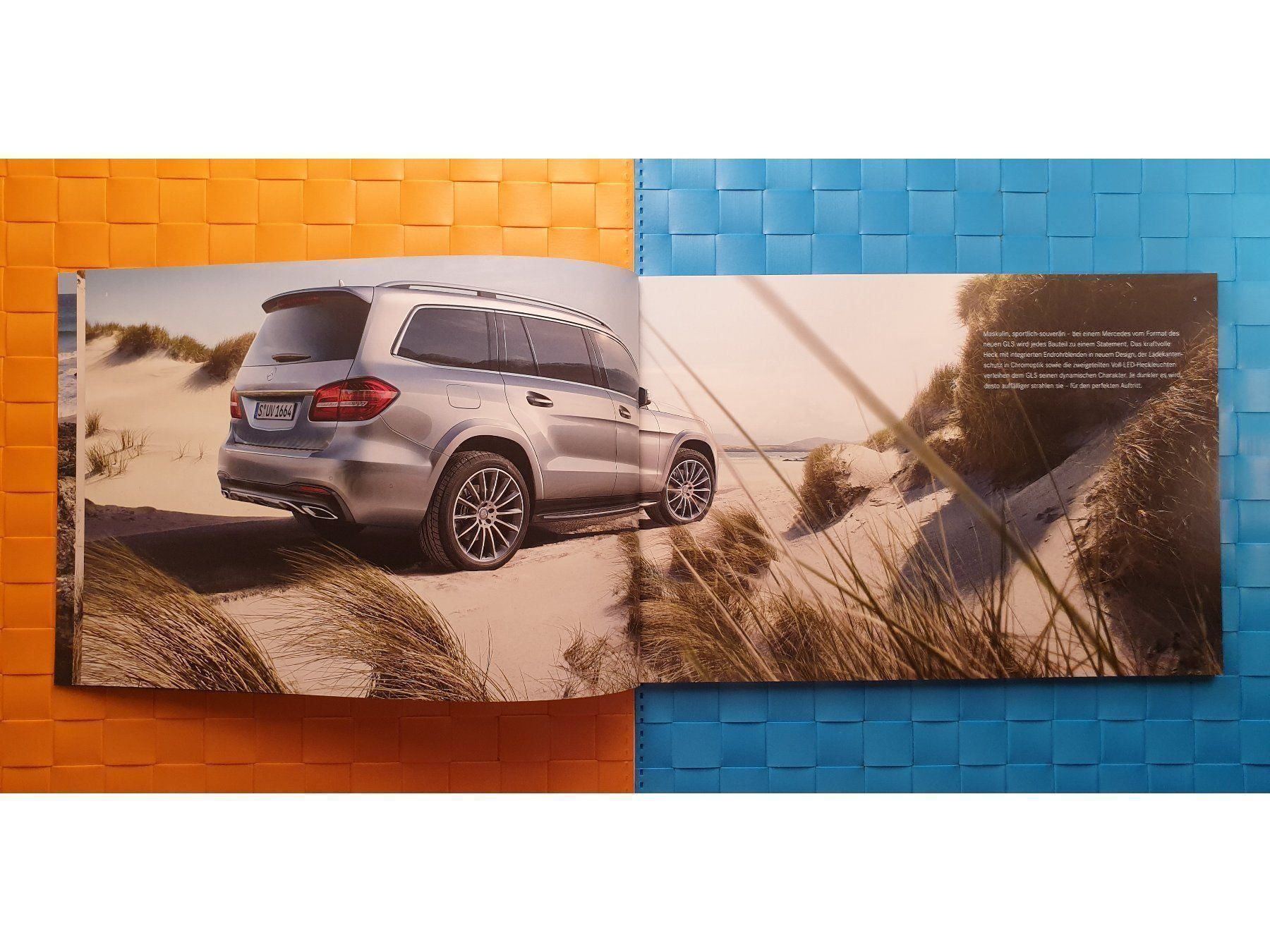 Zeitschriften & Magazine: MERCEDES GLS - Prospekt / Katalog – Neu (gemäss Beschreibung) aus Viganello von CARLiteratur 1