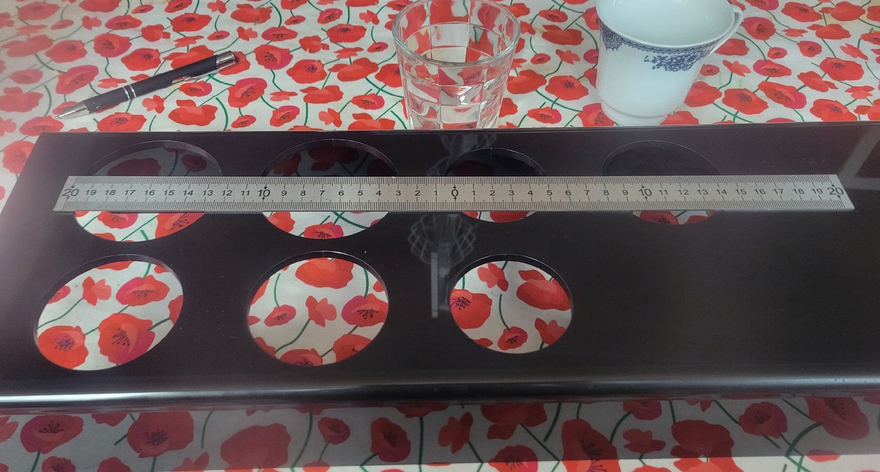 Geschirrsets: Support élégant pour tasses et verres – Neu (gemäss Beschreibung) aus Bernex von Dariafr 8
