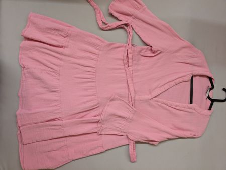 Robe rose à manches longues taille M état neuf