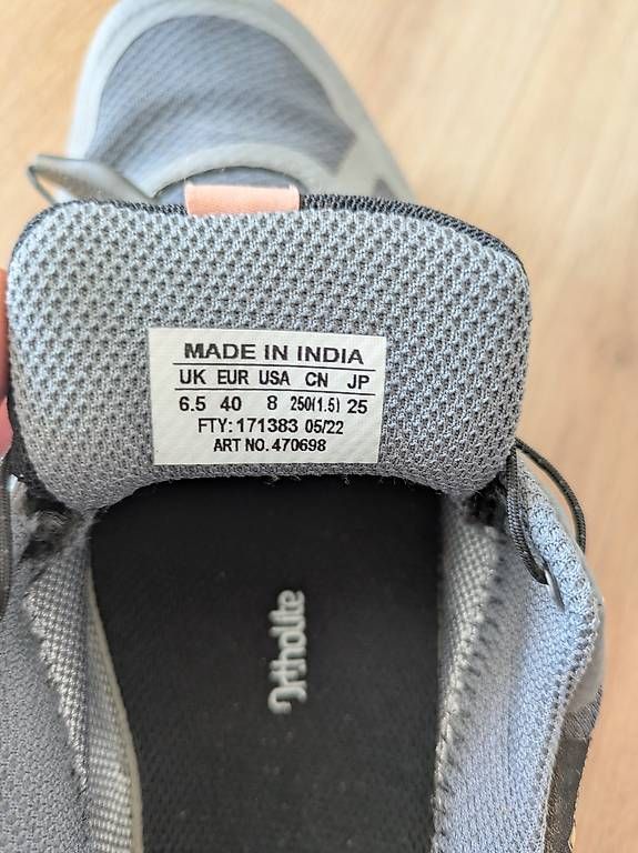 Damenschuhe: Trekking Damenschuh Salamon Gr. 40 – Gebraucht aus Gossau SG von kognit 2