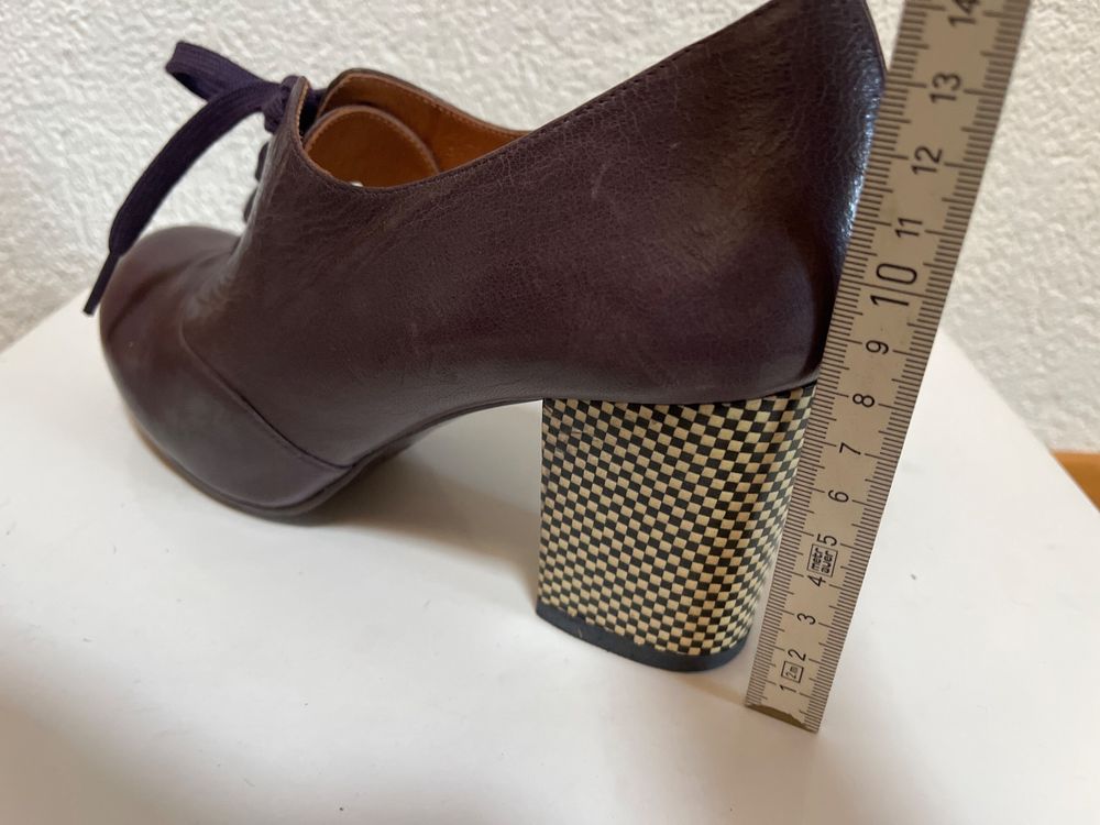 Chie Mihara Chaussures femmes: Spezieller Damenschuh, Chie Mihara, NP 339.--, Gr. 39 – D'occasion à Olten par Andadaa 6