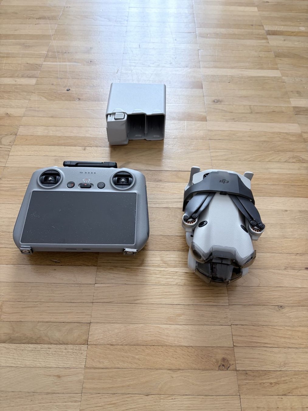 DJI Modellismo RC: DJI Mini 4 Pro Fly More neuwertig! – Usato da Wallisellen venduto da BlackWhite 2