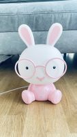 Tischlampe Hase mit Brille rosa