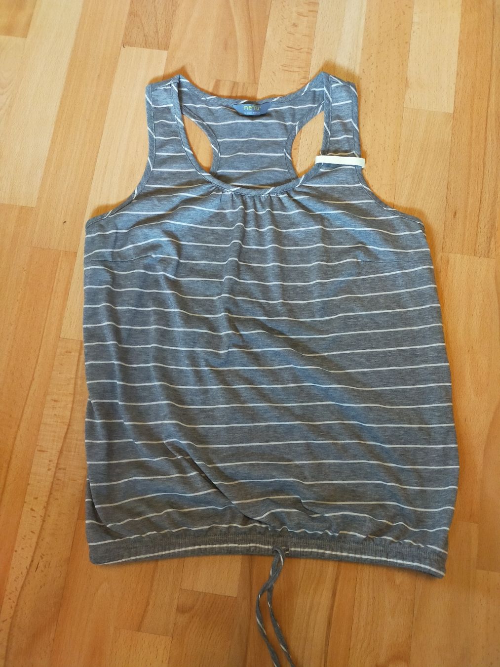 Top: meru Tanktop (S) – Usato da Boniswil venduto da kat_tak